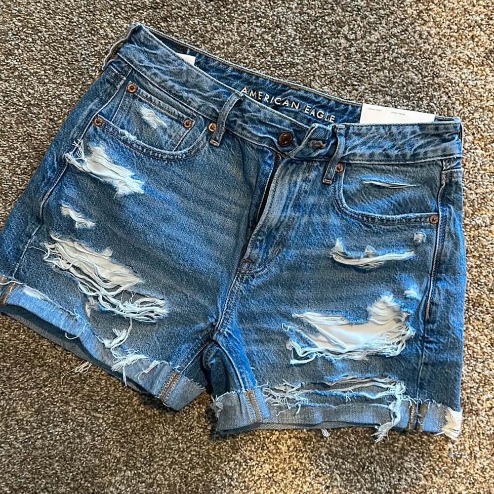 AE Tomgirl shorts, size 2